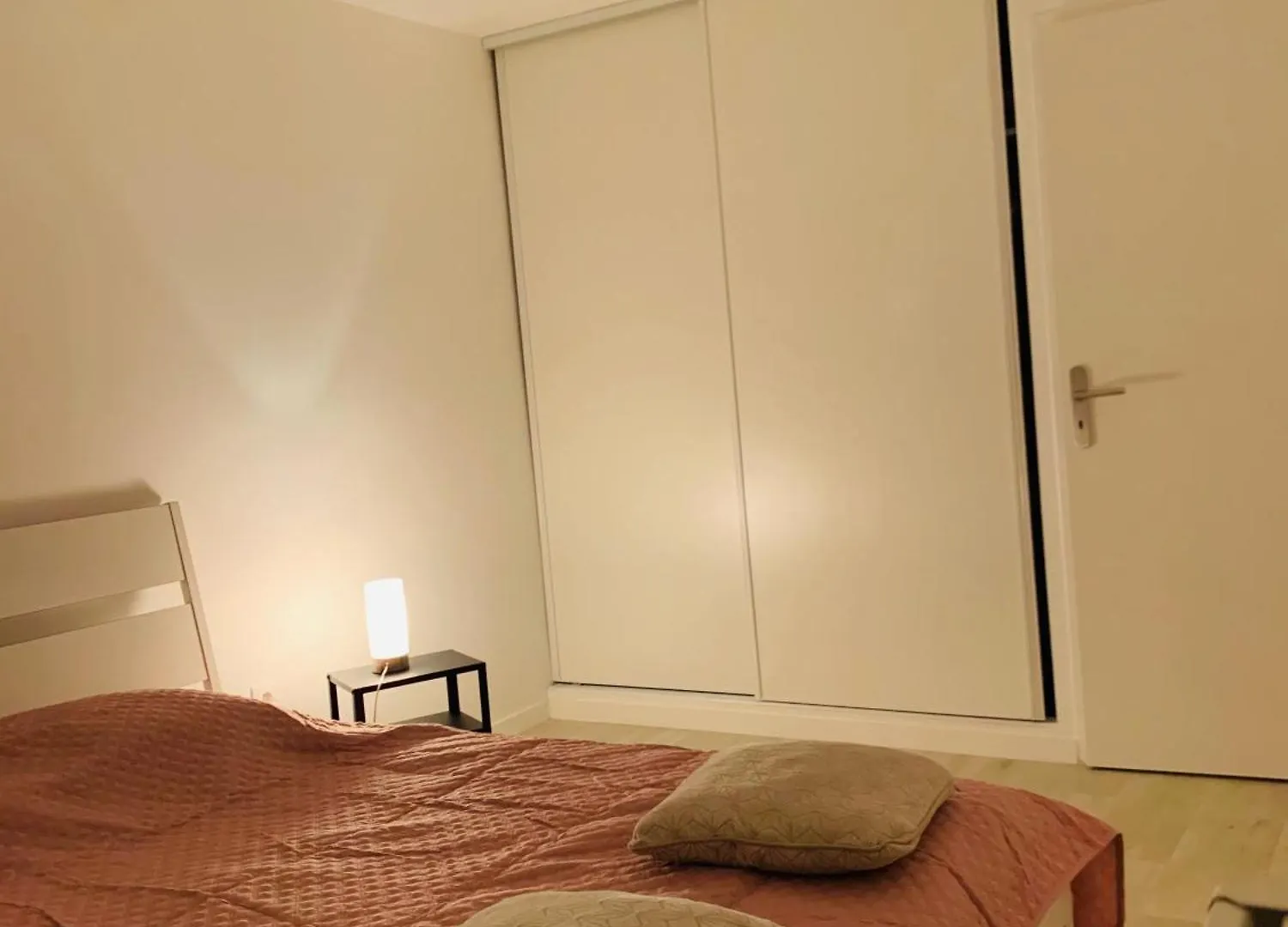 Appartement Moderne Thiais 0*,  France