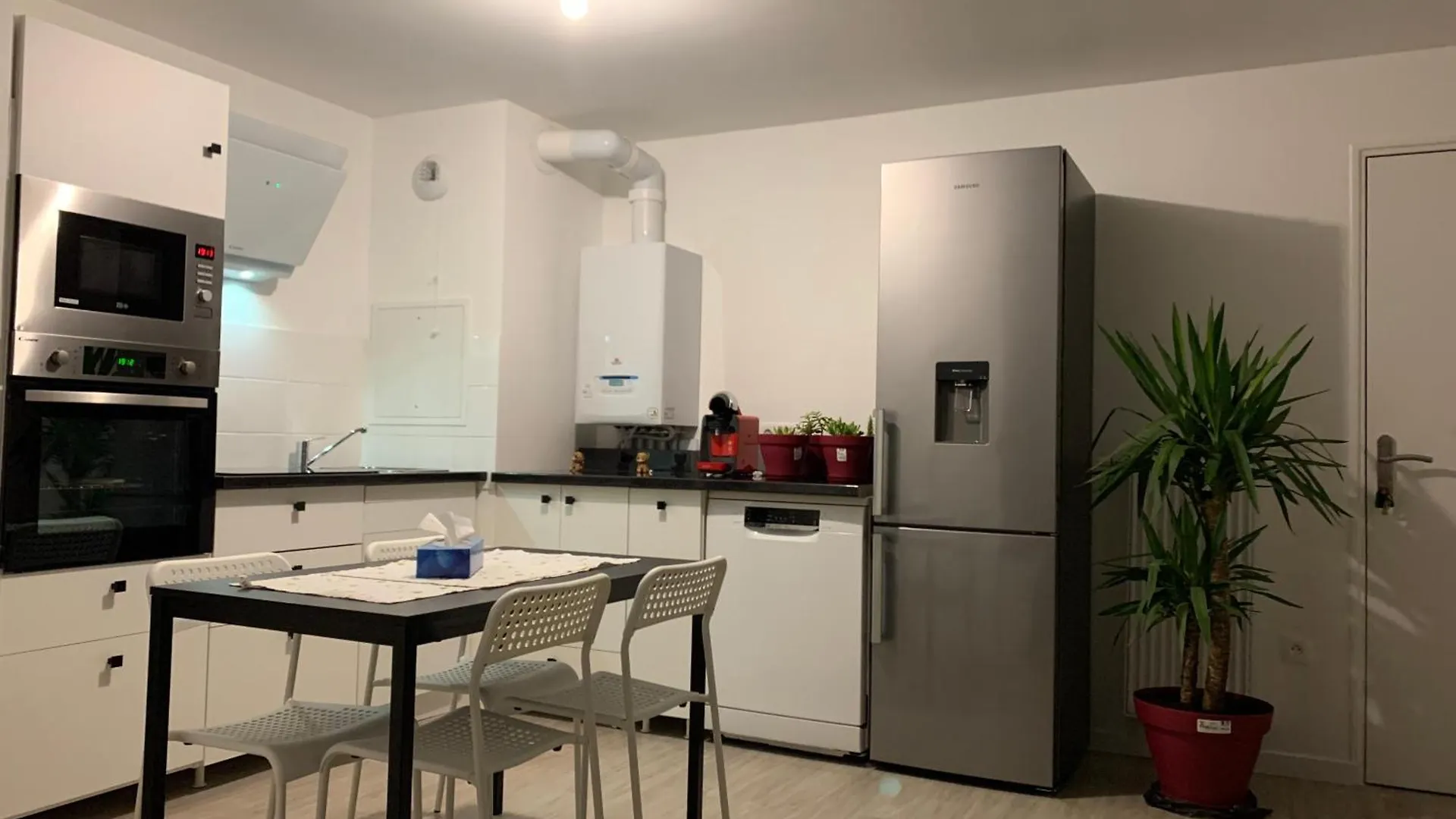 Apartment Appartement Moderne Thiais